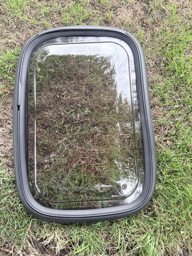 Used polyplastic door window - used,