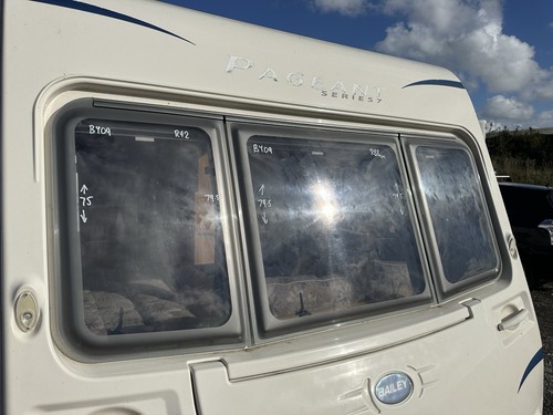 Bailey caravan polyplastic - bailey,